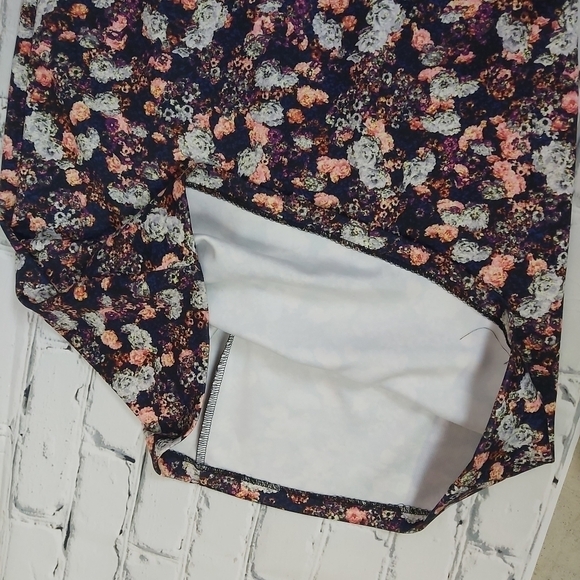 CeCe Floral Sheath Dress - Picture 9 of 12